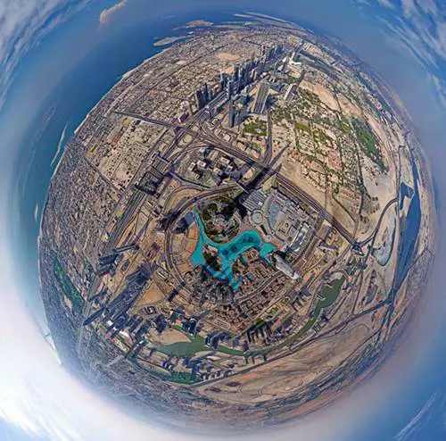 360°-os panorámakép a világ legmagasabb épületéről