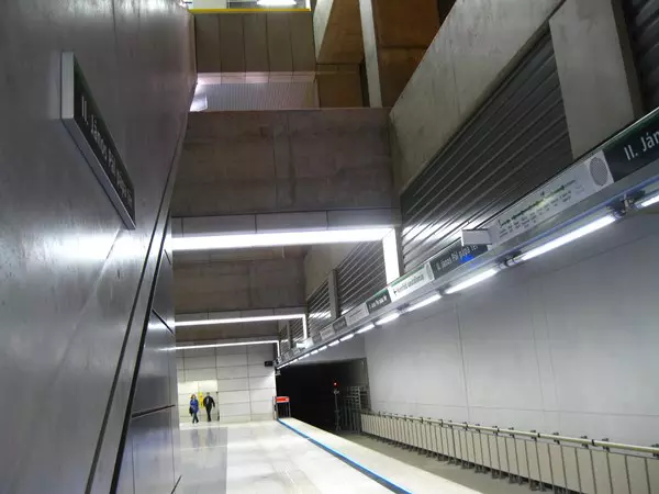 4-es metró, II. János Pál pápa tér