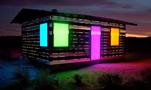 Lucid Stead, Phillip K. Smith alkotsa